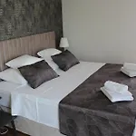 Apartman Gorgeous In With Wifi